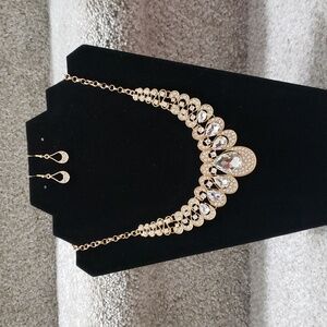 Clear stone in gold necklace and earring set
